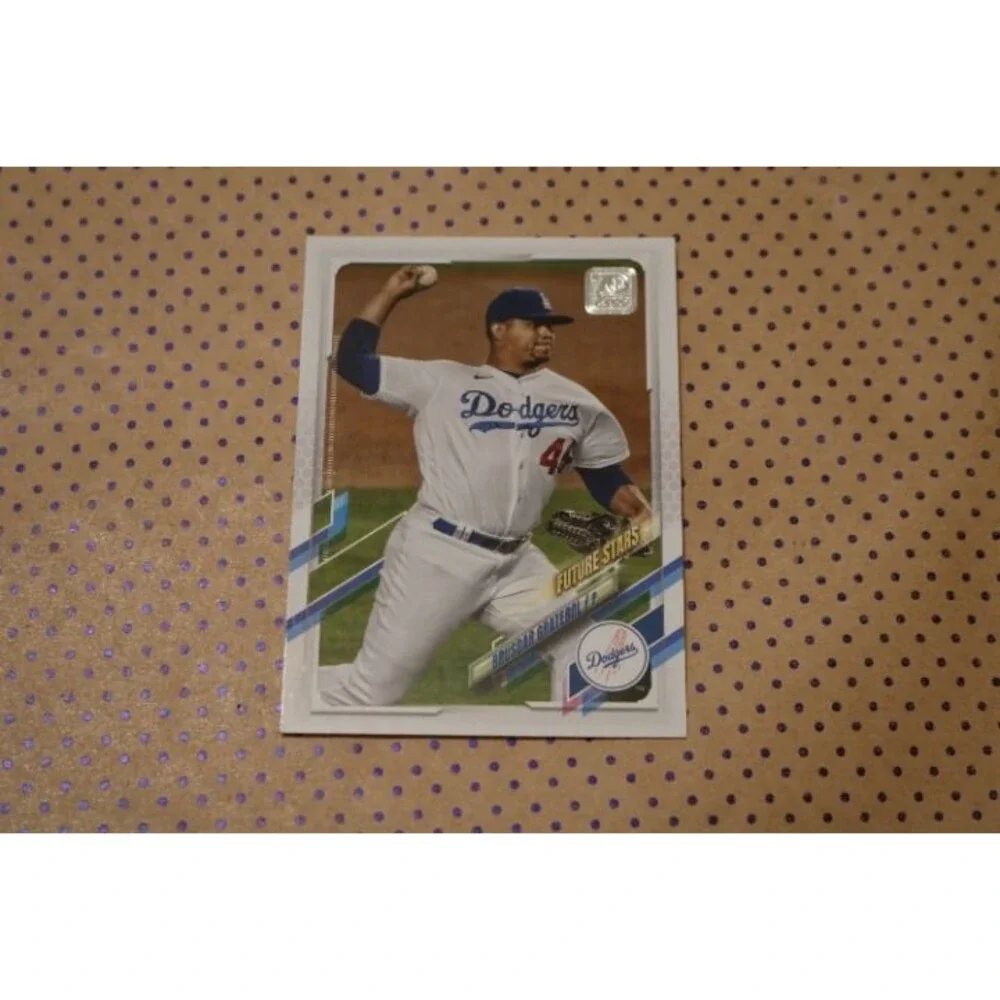 Brusdar Graterol #85 Baseball Card (2021)